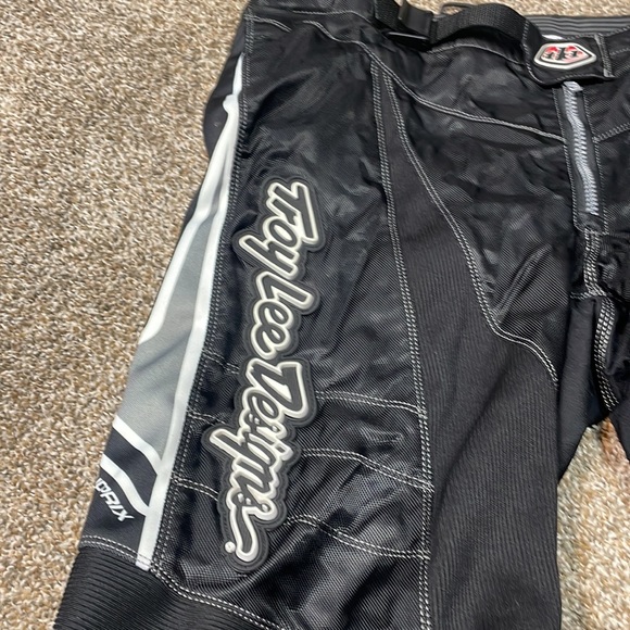 Troy Lee Design Mountain Bike or Dirt Bike Pants. Men’s size 40. - Picture 6 of 15